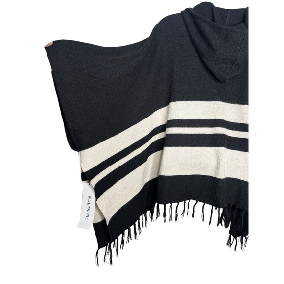 FRAME Baby Alpaca Poncho Block Striped Fringe Black Bone Hooded Cape Cozy Knit - Picture 5 of 10